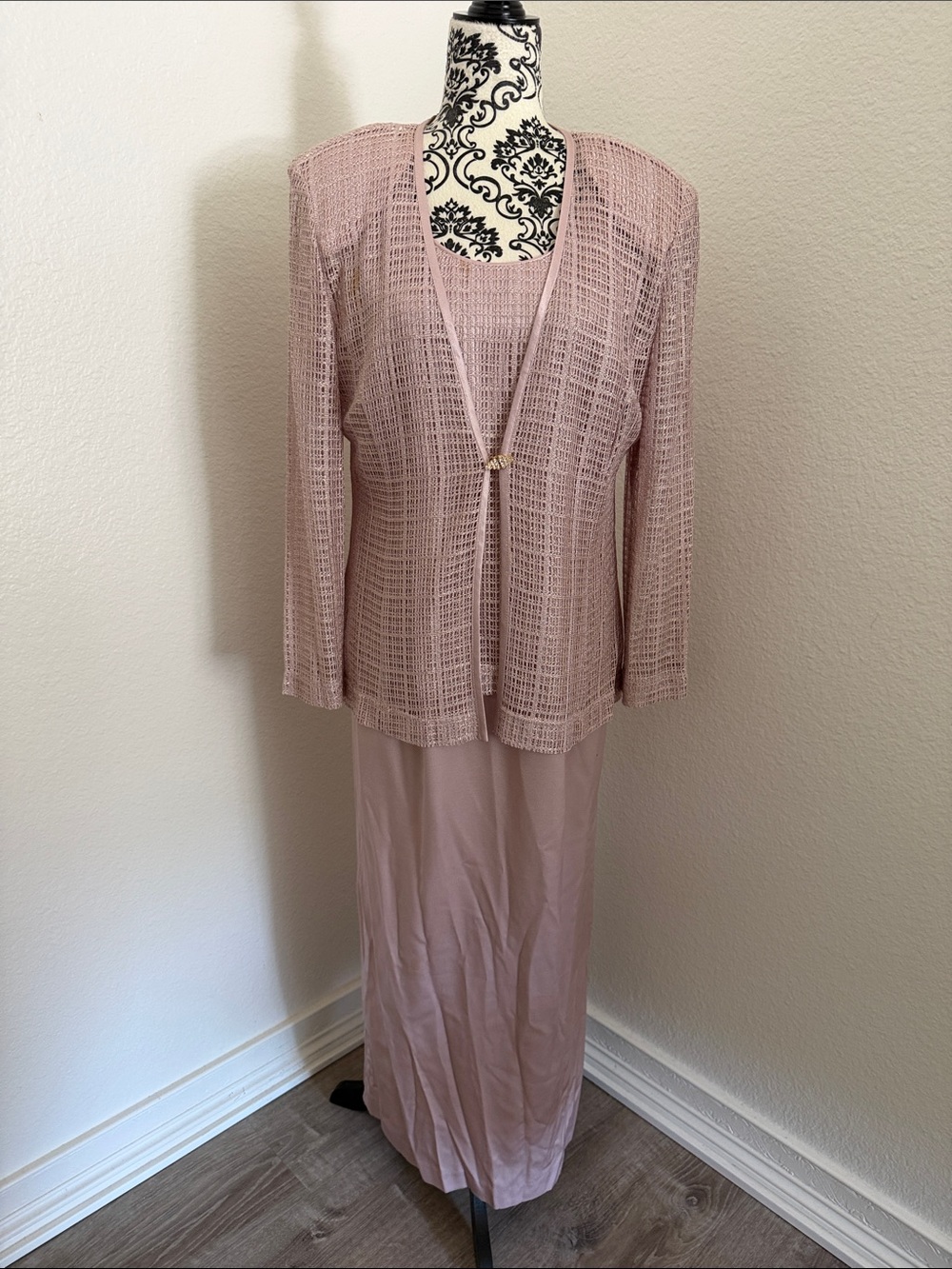 Vintage 80s Women’s Pink Two-Piece Dress Set with grid Elegant Jacket Size 14